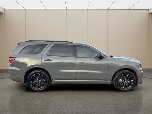 Certified 2025 Dodge Durango R/T w/ Blacktop Package image 6
