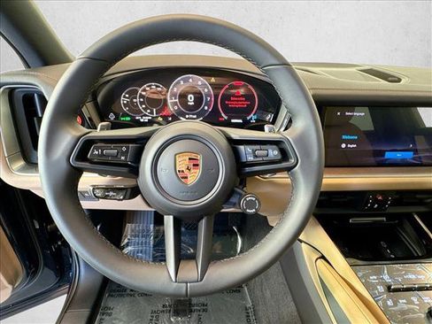 Used 2026 Porsche Cayenne AWD/4WD image 14