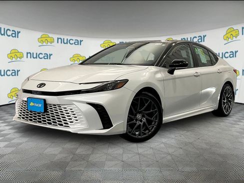 Used 2025 Toyota Camry XSE w/ Premium Package image 3