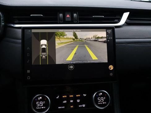 Used 2023 Jaguar F-PACE S AWD/4WD image 44