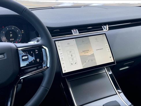 New 2026 Land Rover Range Rover Evoque S image 6