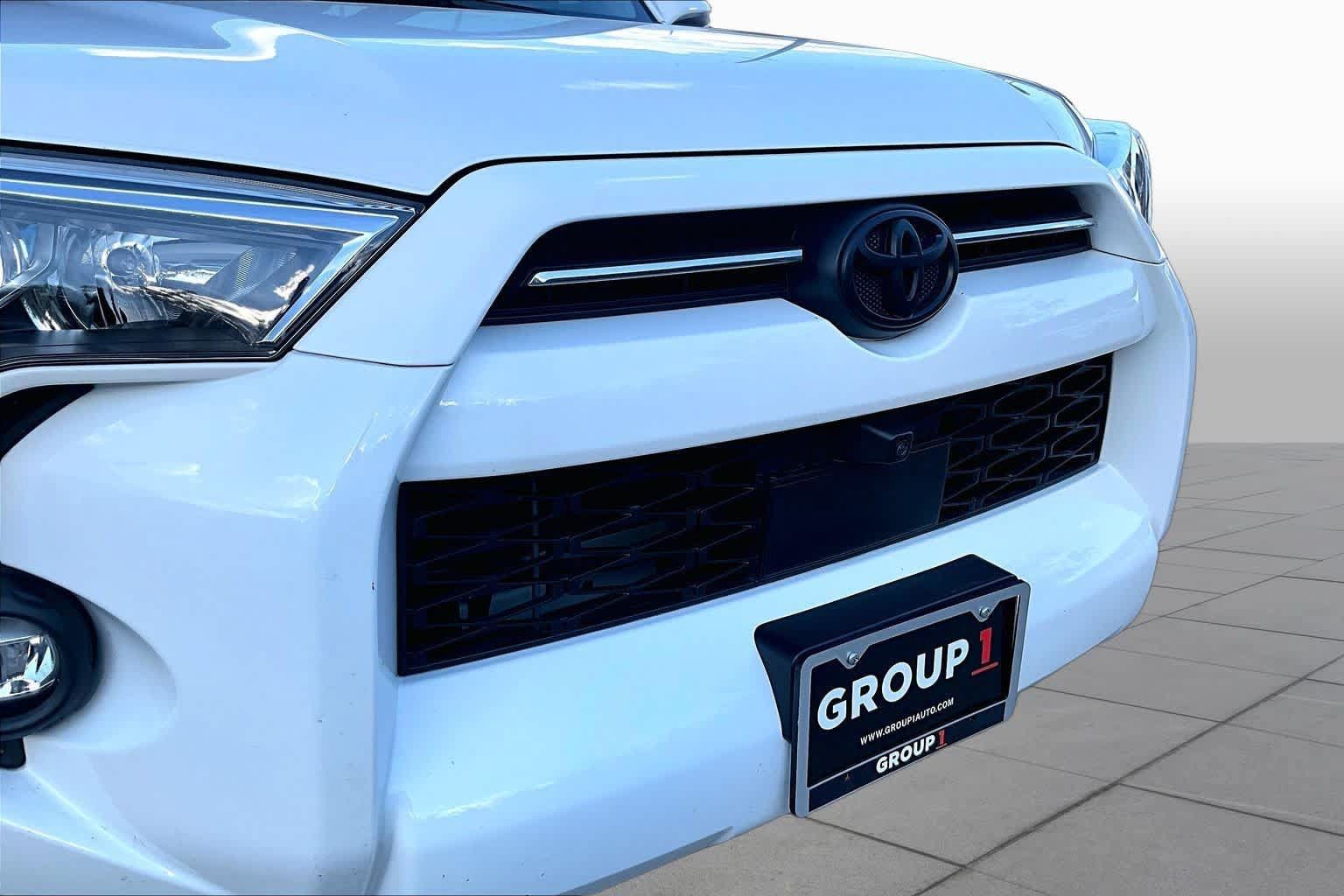 Used 2023 Toyota 4Runner SR5 Premium w/ Moonroof Package RWD image 30