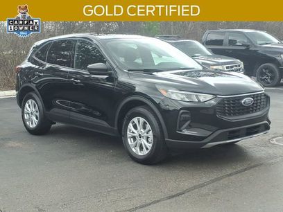 Used 2025 Ford Escape Active w/ Cold Weather Package