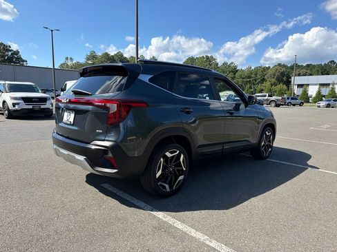 Certified 2024 Kia Seltos SX w/ SX Sunroof Package AWD/4WD image 5