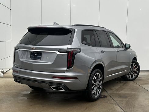 New 2025 Cadillac XT6 Sport w/ Technology Package image 4