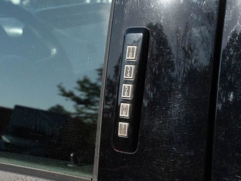 Used 2022 Ford F150 XLT w/ Equipment Group 302A High AWD/4WD image 13