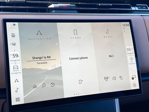 New 2026 Land Rover Range Rover SE image 32