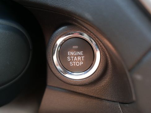 Certified 2025 Subaru Ascent Touring AWD/4WD image 29