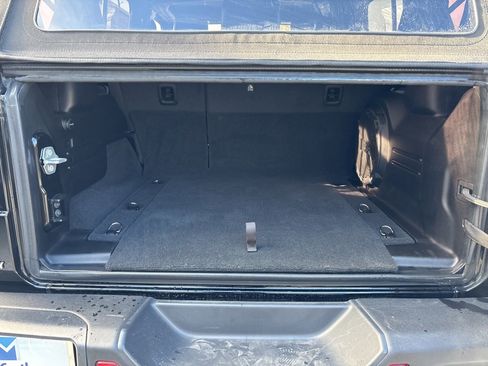 Used 2024 Jeep Wrangler Unlimited Rubicon image 43