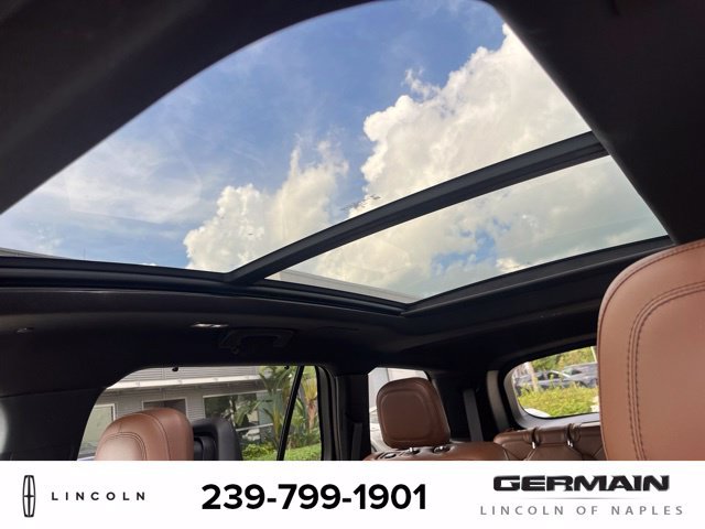 Used 2021 Lincoln Aviator Grand Touring w/ Equipment Group 302A AWD/4WD image 19