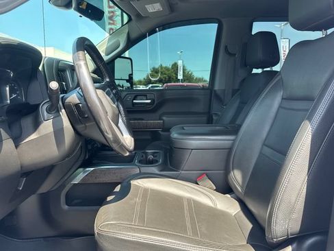 Used 2022 GMC Sierra 2500 Denali w/ Denali Ultimate Package AWD/4WD image 13