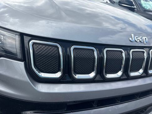 Used 2022 Jeep Compass Limited w/ Sun and Sound Group AWD/4WD image 10