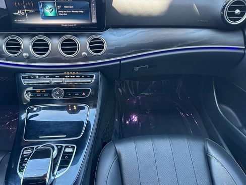 Used 2017 Mercedes-Benz E 300 image 16