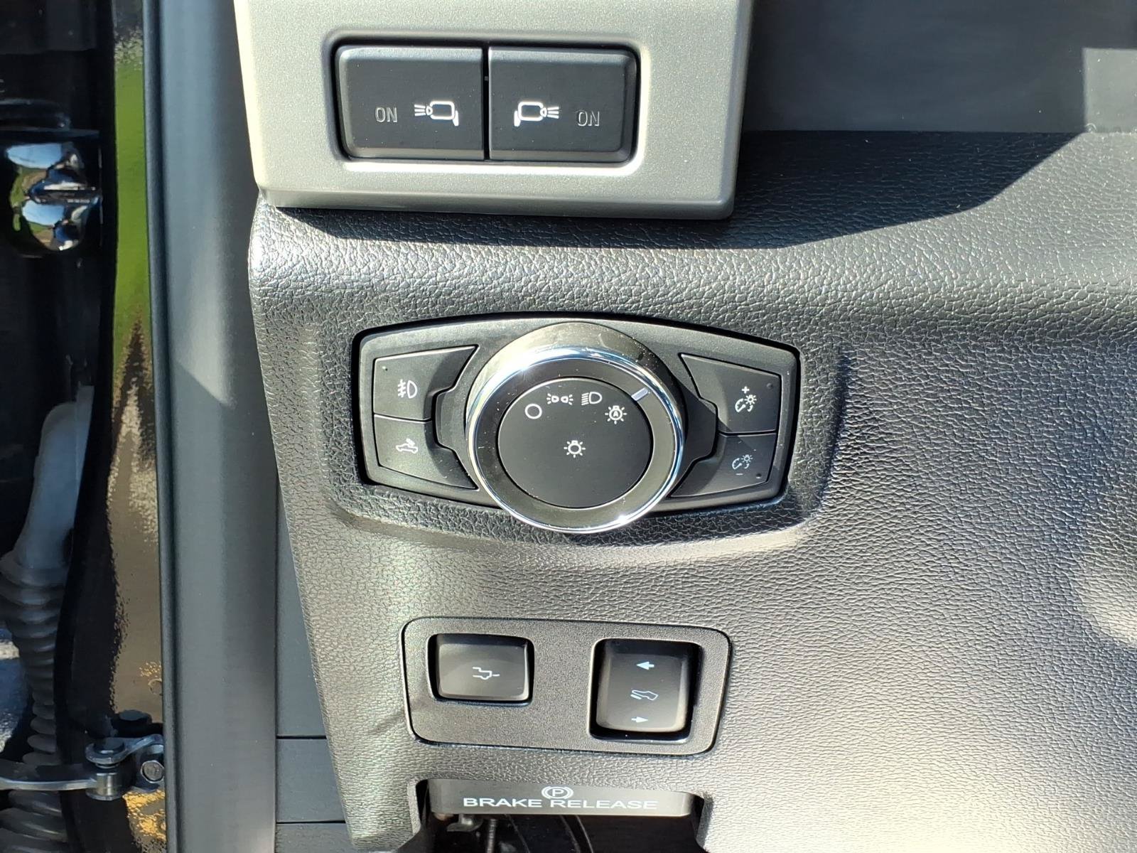 Used 2021 Ford F350 Lariat AWD/4WD image 17