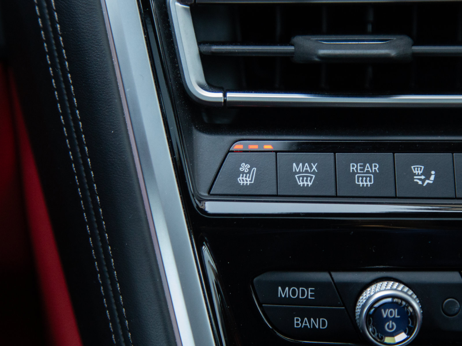 Used 2020 BMW 840i Gran Coupe w/ M Sport Package RWD image 18