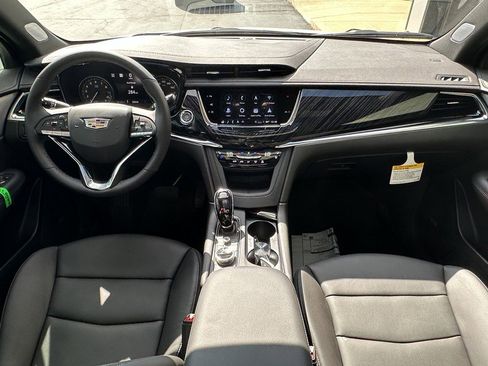 New 2025 Cadillac XT6 Premium Luxury w/ Technology Package image 10