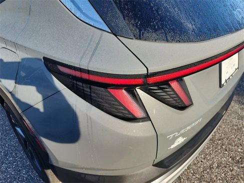 New 2025 Hyundai Tucson SEL image 6