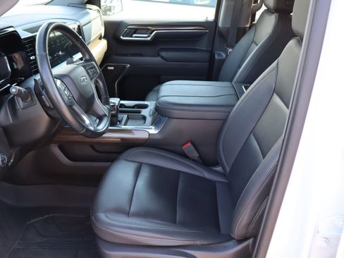 Used 2024 Chevrolet Silverado 1500 RST w/ Convenience Package II AWD/4WD image 19
