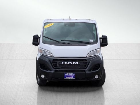 Used 2023 RAM ProMaster 2500 w/ Driver Convenience Group FWD image 2
