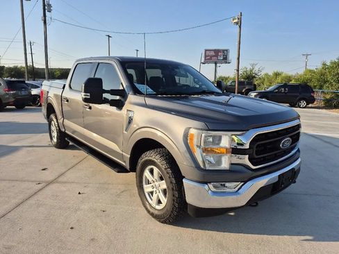 Used 2021 Ford F150 XLT w/ Equipment Group 301A Mid AWD/4WD image 4