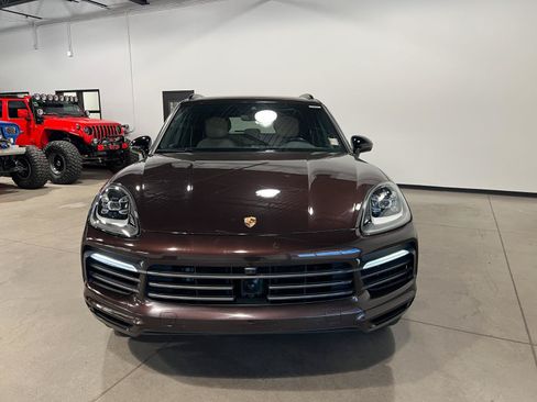 Used 2023 Porsche Cayenne Platinum Edition AWD/4WD image 8