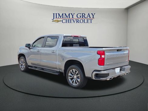 New 2026 Chevrolet Silverado 1500 RST w/ Convenience Package II AWD/4WD image 3