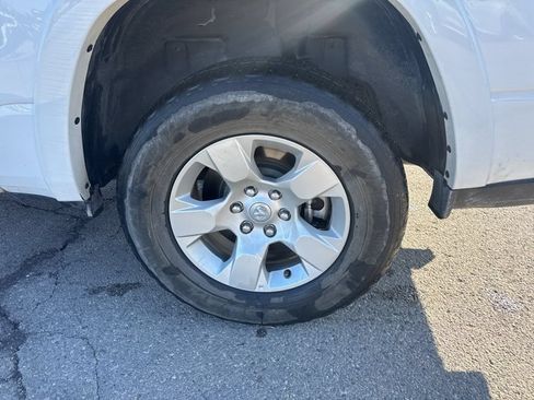 Used 2025 RAM 1500 Big Horn AWD/4WD image 19