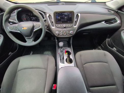 Used 2021 Chevrolet Malibu LS FWD image 18