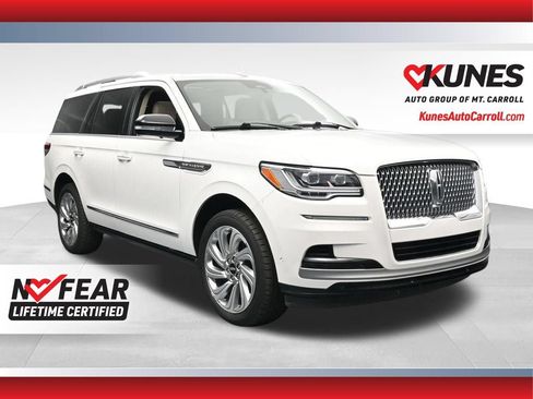 Used 2024 Lincoln Navigator Premiere AWD/4WD image 1
