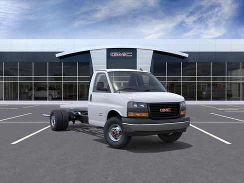 New 2026 GMC Savana 3500 w/ Power Convenience Package image 1