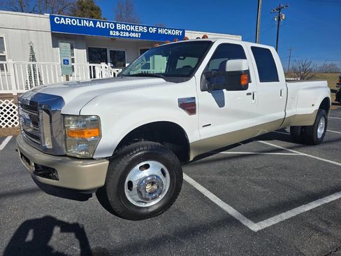 Used 2008 Ford F350 Lariat 4dr Crew Cab 4WD LB DRW image 2