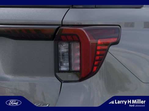 New 2026 Ford Explorer Active image 21