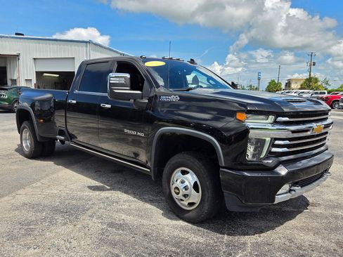 Used 2022 Chevrolet Silverado 3500 High Country AWD/4WD image 7