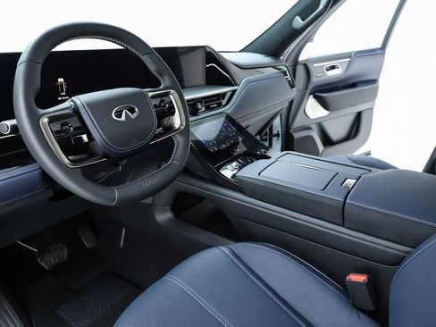 New 2026 INFINITI QX80 4WD image 60