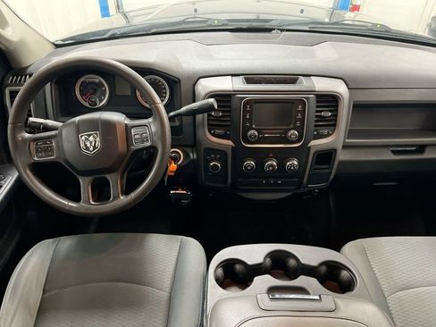 Used 2015 RAM 3500 Tradesman w/ Chrome Appearance Group image 5