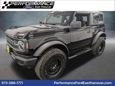 Used 2022 Ford Bronco 2-Door w/ Sasquatch Package AWD/4WD image 1