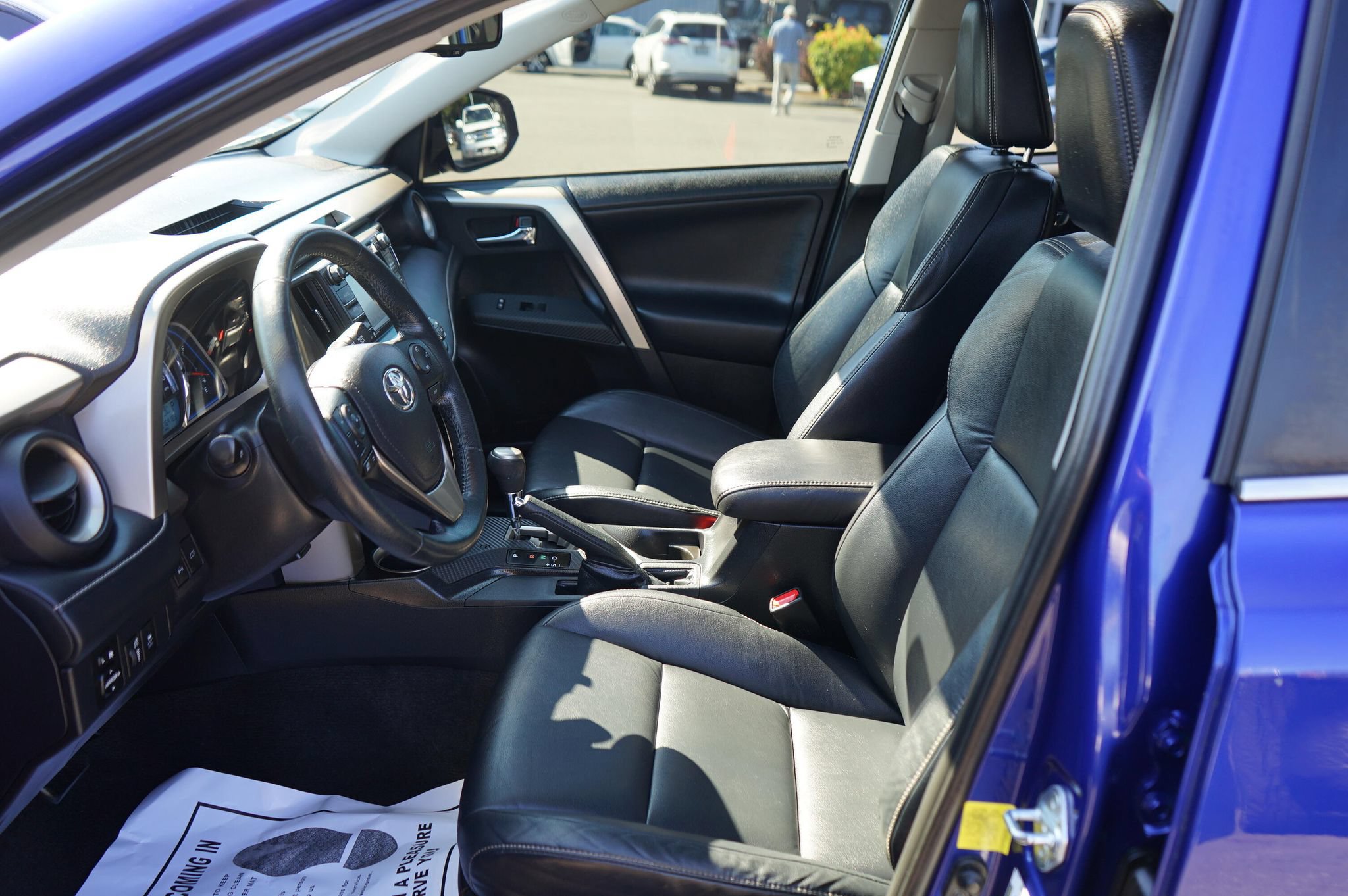 Used 2015 Toyota RAV4 Limited AWD/4WD image 12