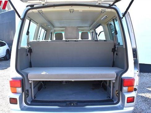 Used 2002 Volkswagen Eurovan MV FWD image 27