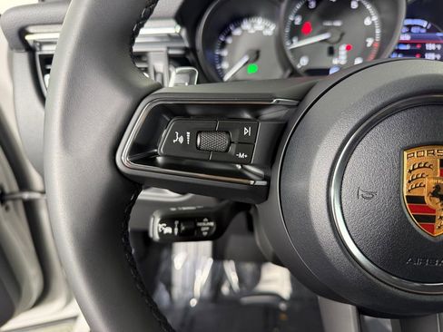 New 2026 Porsche Macan AWD/4WD image 30