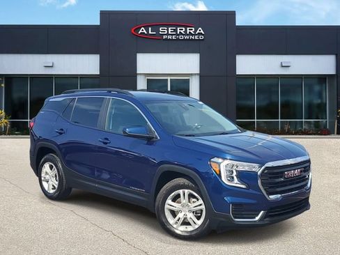 Certified 2022 GMC Terrain SLE w/ Driver Convenience Package FWD image 1
