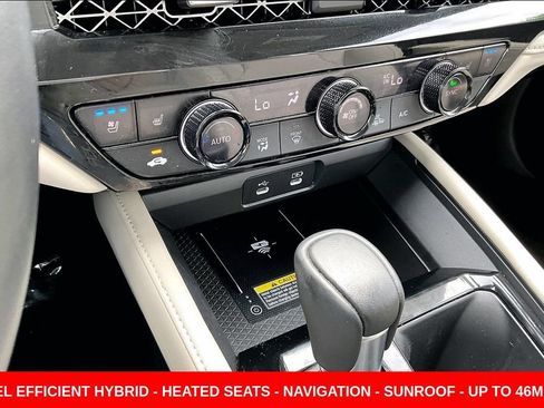 Used 2025 Honda Accord Touring image 16