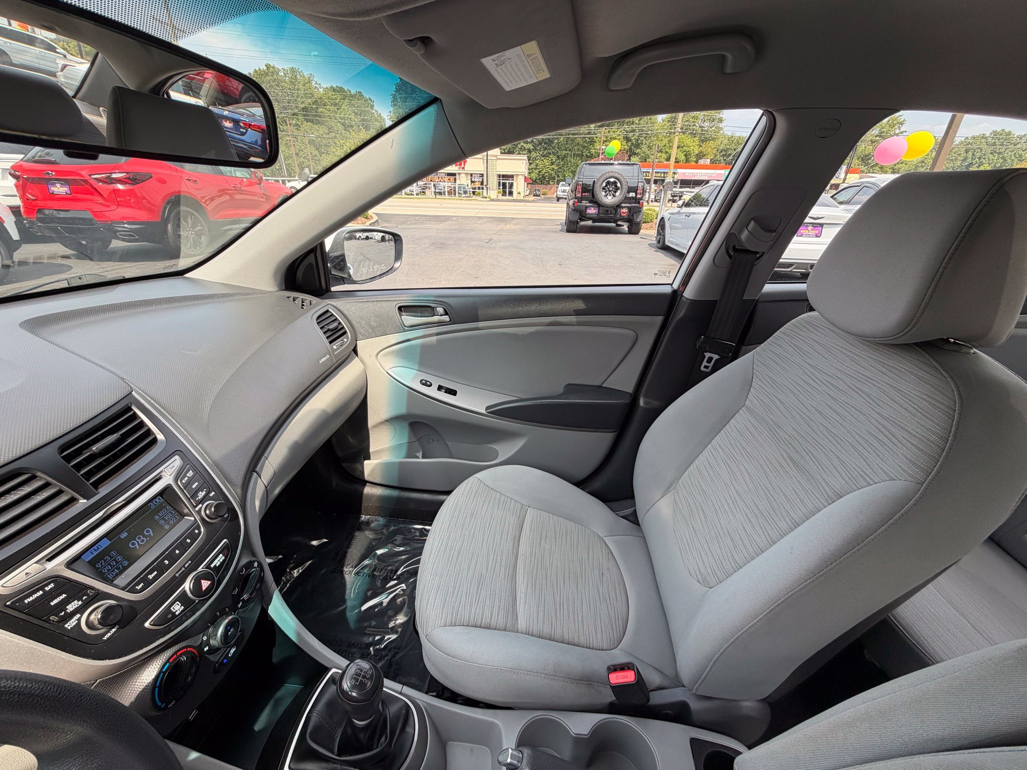 Used 2017 Hyundai Accent SE FWD image 20