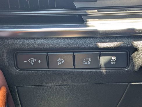 Used 2023 Kia Telluride SX Prestige AWD/4WD image 35