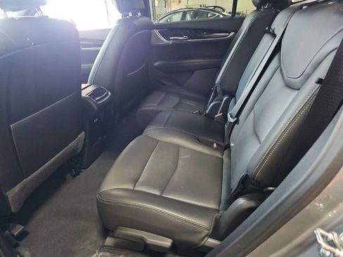 Used 2024 Cadillac XT6 Premium Luxury AWD/4WD image 13