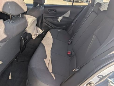 Used 2022 Toyota Corolla LE FWD image 25