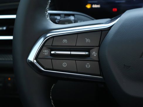 New 2026 Chevrolet Traverse High Country w/ LPO, Floor Liner Package image 16