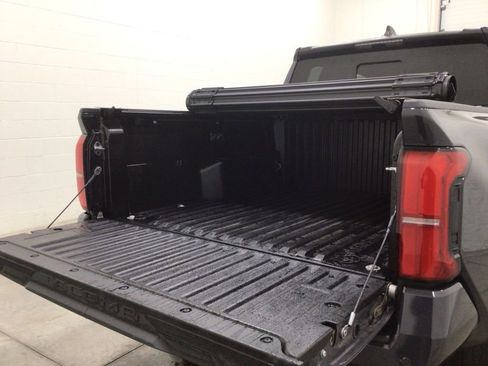 Used 2024 Toyota Tacoma SR5 image 21