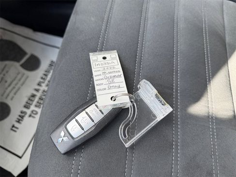 Used 2024 Mitsubishi Outlander SE image 32