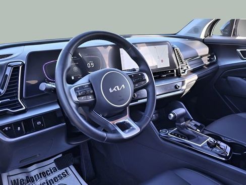 Used 2023 Kia Sportage EX image 15