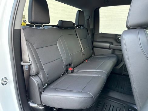 Used 2024 Chevrolet Silverado 2500 W/T w/ WT Fleet Convenience Package AWD/4WD image 12